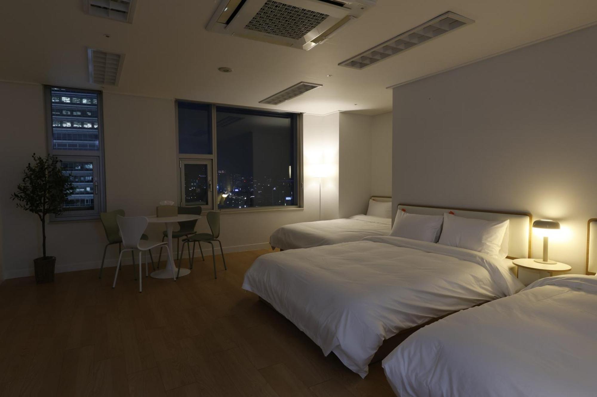 סיאול "Grand Opened" Maxtyle Guesthouse Dongdaemun מראה חיצוני תמונה